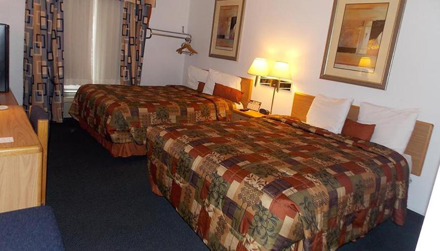 Norwood Inn Minneapolis Roseville Dış mekan fotoğraf